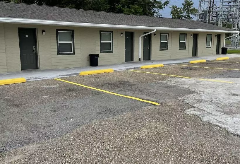 モーテル Economy Inn