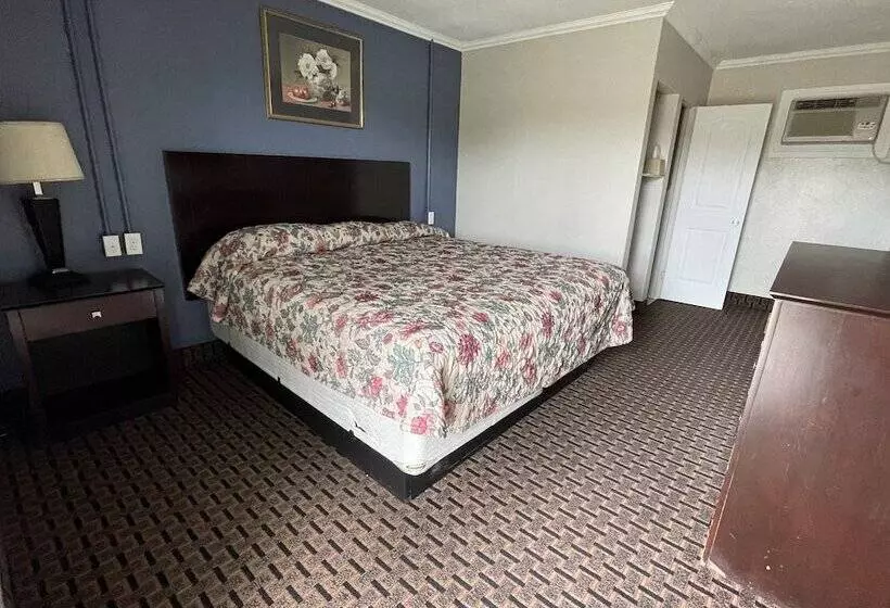 モーテル Economy Inn