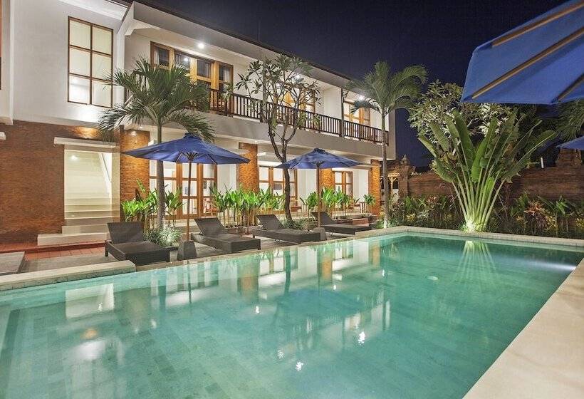 פנסיון Sahadewa Suites Residence