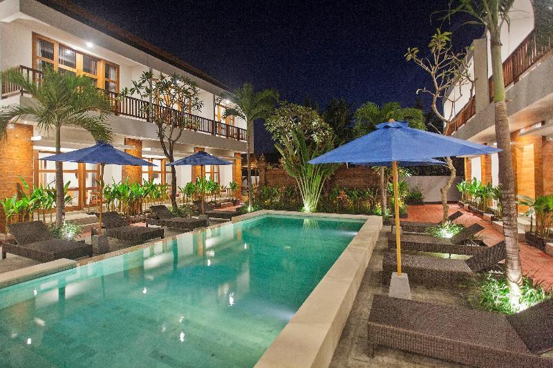 פנסיון Sahadewa Suites Residence