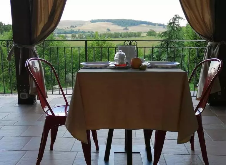 تختخواب و صبحانه Il Casale Della Gioia