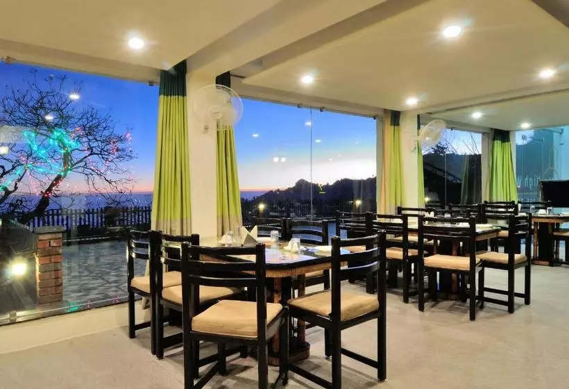 ホテル Amara The High Walls