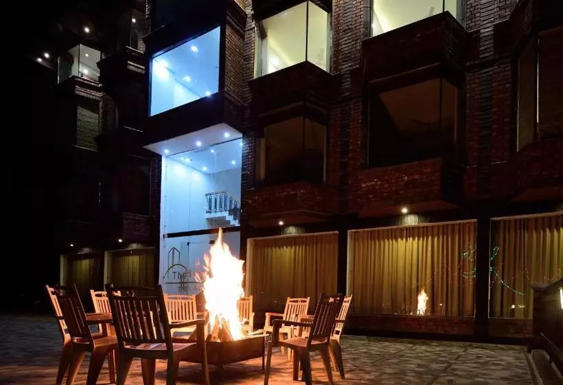 ホテル Amara The High Walls