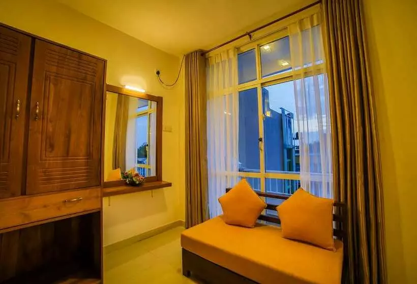 Hotel Asr