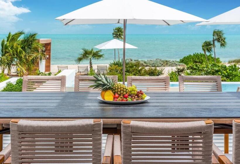 استراحتگاه Beach Enclave