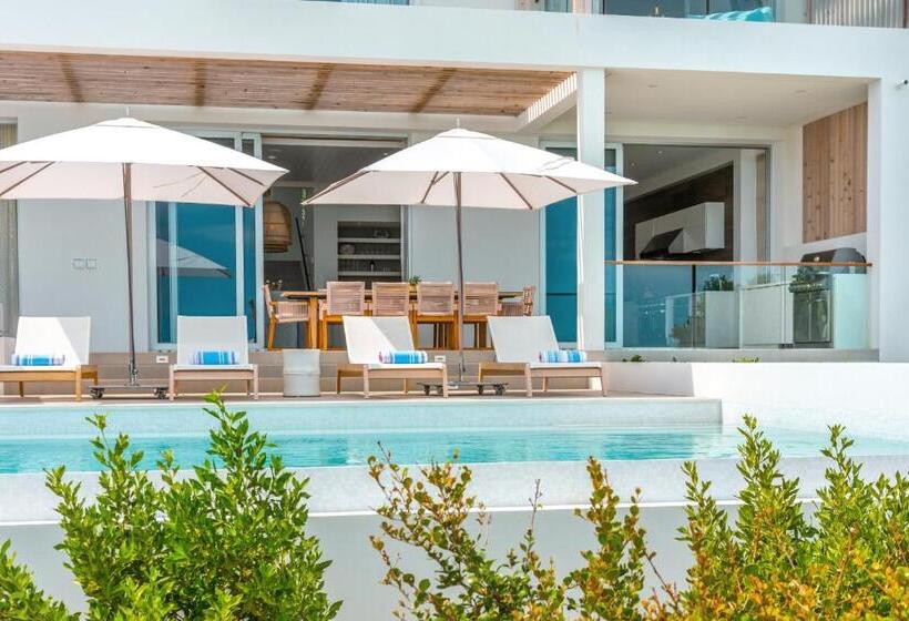 استراحتگاه Beach Enclave