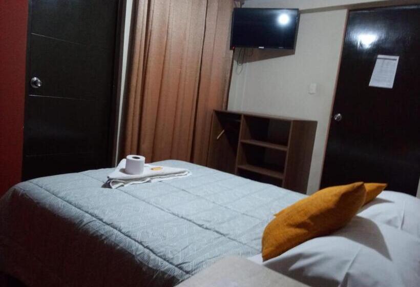 Hostel Cálido Hostal