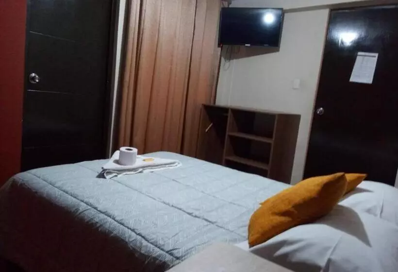 ユースホステル Cálido Hostal