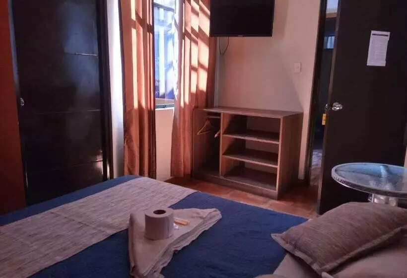 ユースホステル Cálido Hostal