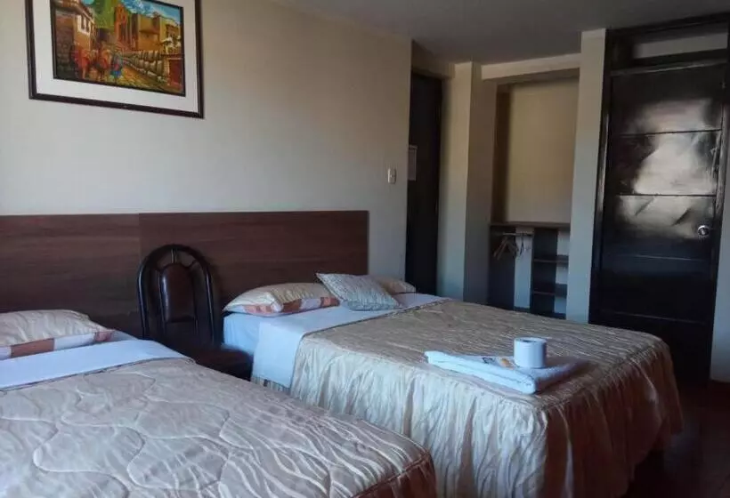 ユースホステル Cálido Hostal