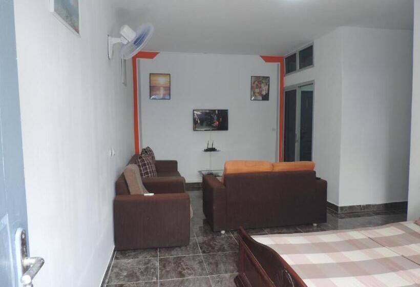 تختخواب و صبحانه Happy Welcome Bietry