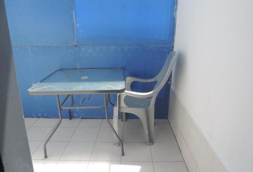 تختخواب و صبحانه Happy Welcome Bietry