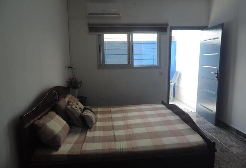 تختخواب و صبحانه Happy Welcome Bietry