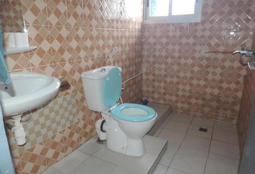 تختخواب و صبحانه Happy Welcome Bietry