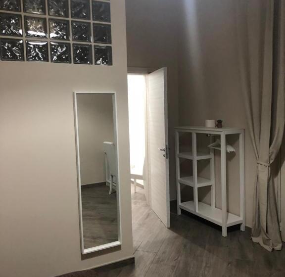 بنسيون Elena Rooms