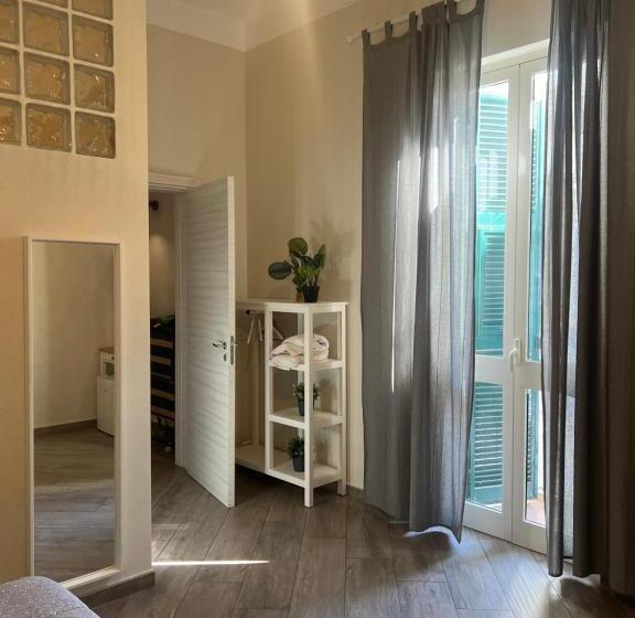 بنسيون Elena Rooms