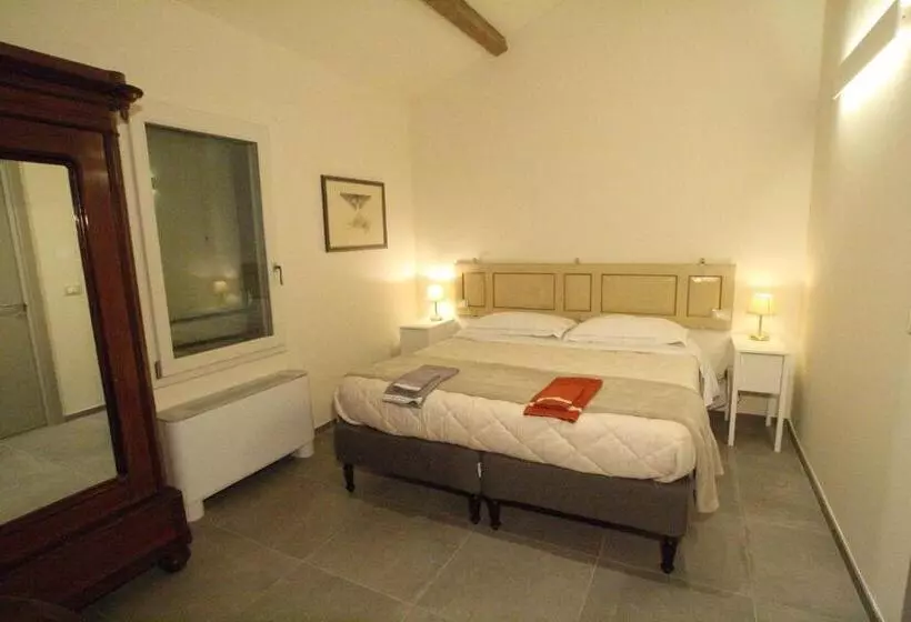 هتل Agriturismo La Fondazza
