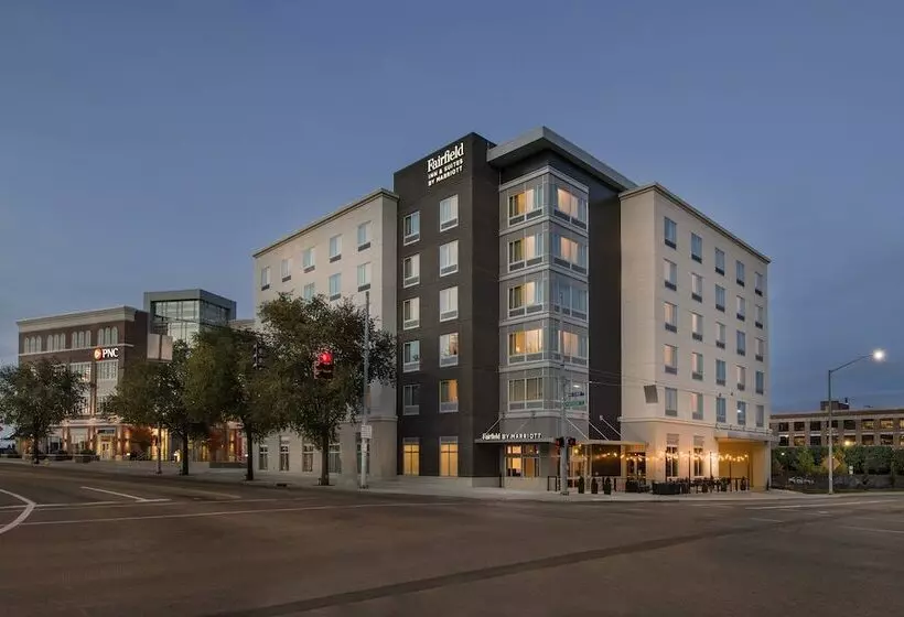 Hotelli Fairfield Inn & Suites By Marriott Dayton