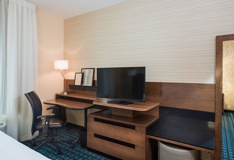 هتل Fairfield Inn & Suites By Marriott Dayton