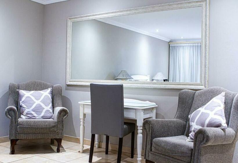 בית מלון כפרי Machauka Lodge