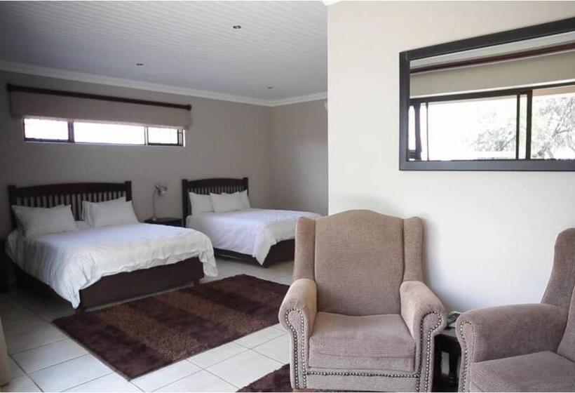 בית מלון כפרי Machauka Lodge