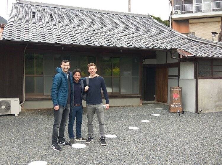 פנסיון Kumano Kodo Nagano Guesthouse