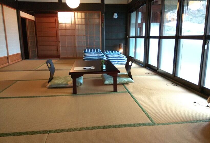 פנסיון Kumano Kodo Nagano Guesthouse