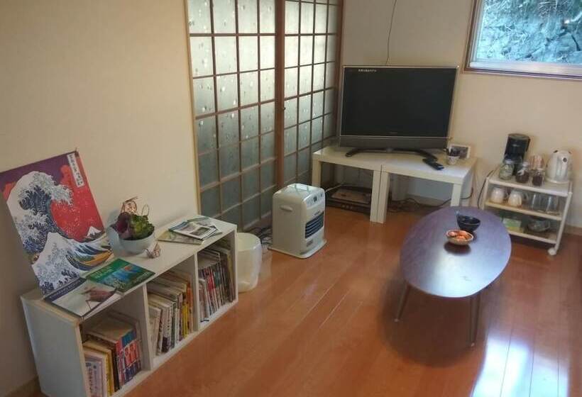 פנסיון Kumano Kodo Nagano Guesthouse