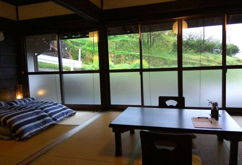 פנסיון Kumano Kodo Nagano Guesthouse