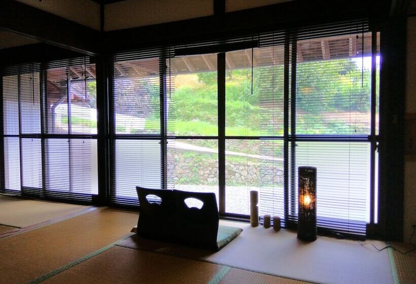 פנסיון Kumano Kodo Nagano Guesthouse