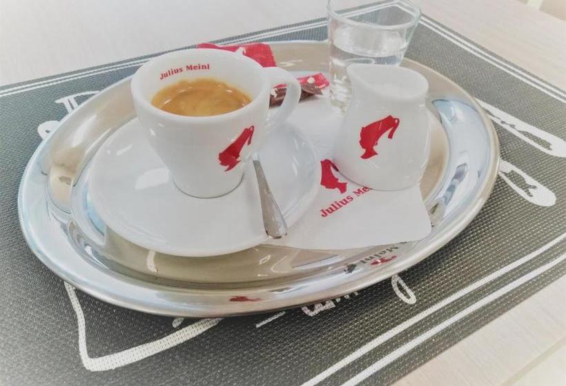 膳宿费 Penzion Adriana