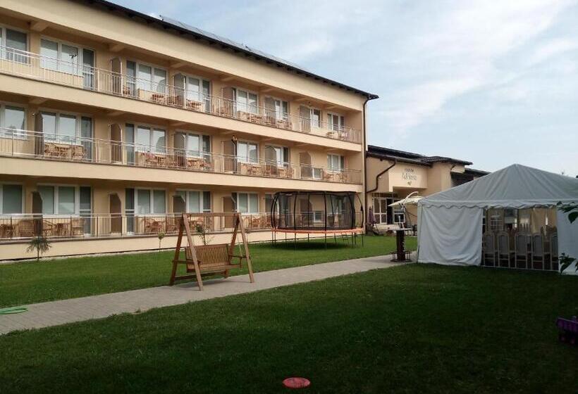 膳宿费 Penzion Adriana