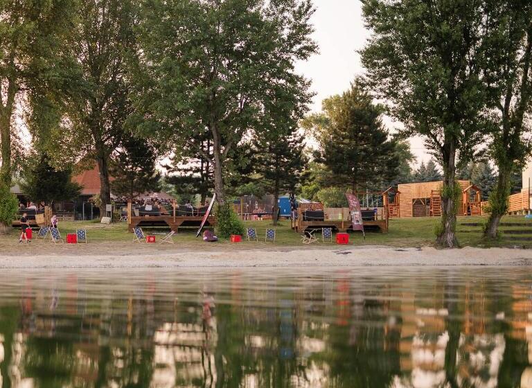 膳宿费 Penzion Adriana