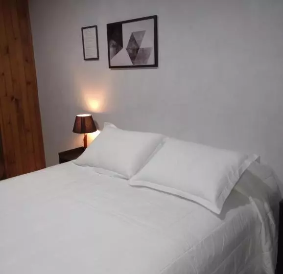Retkeilymaja Rancho Da Raposa