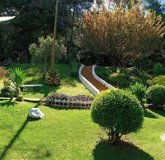 Retkeilymaja Rancho Da Raposa