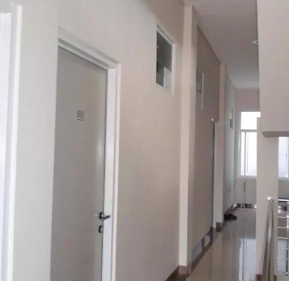 Hotelli Kost Pondok Mas Cirebon