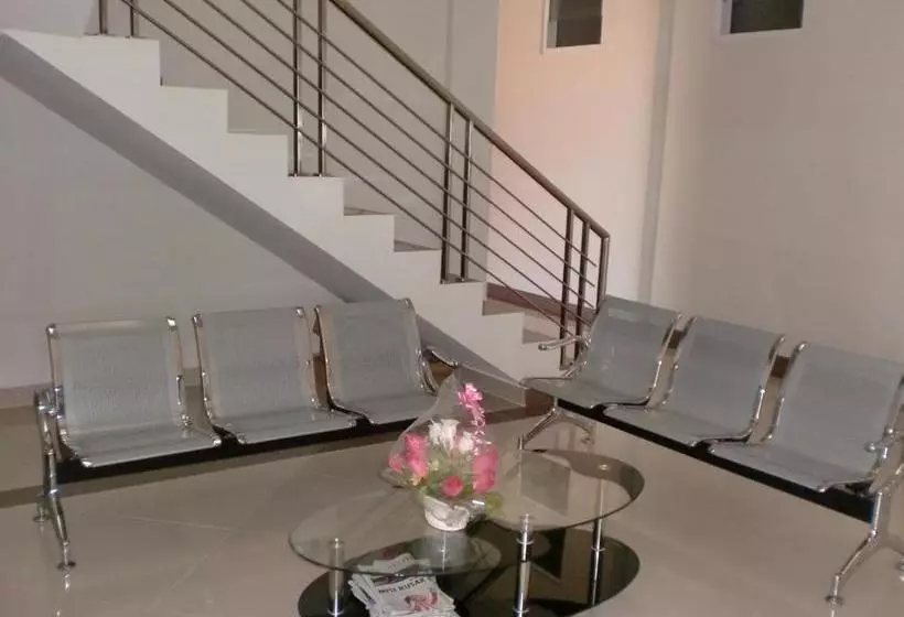 Hotelli Kost Pondok Mas Cirebon