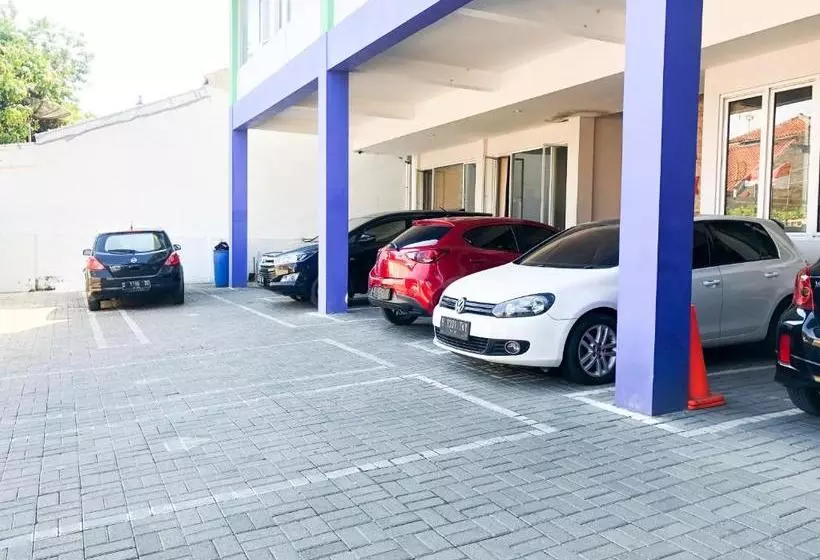 Hotelli Kost Pondok Mas Cirebon