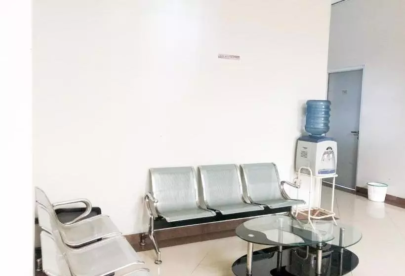 Hotelli Kost Pondok Mas Cirebon