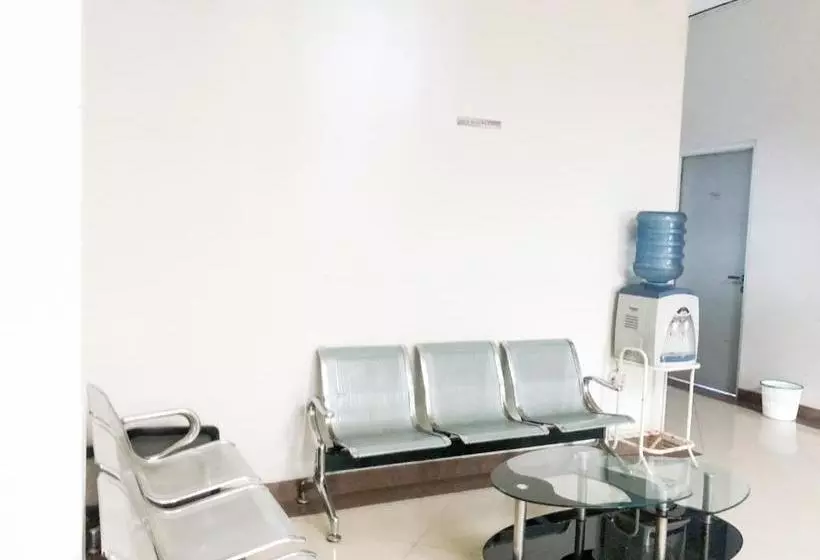 Hotelli Kost Pondok Mas Cirebon