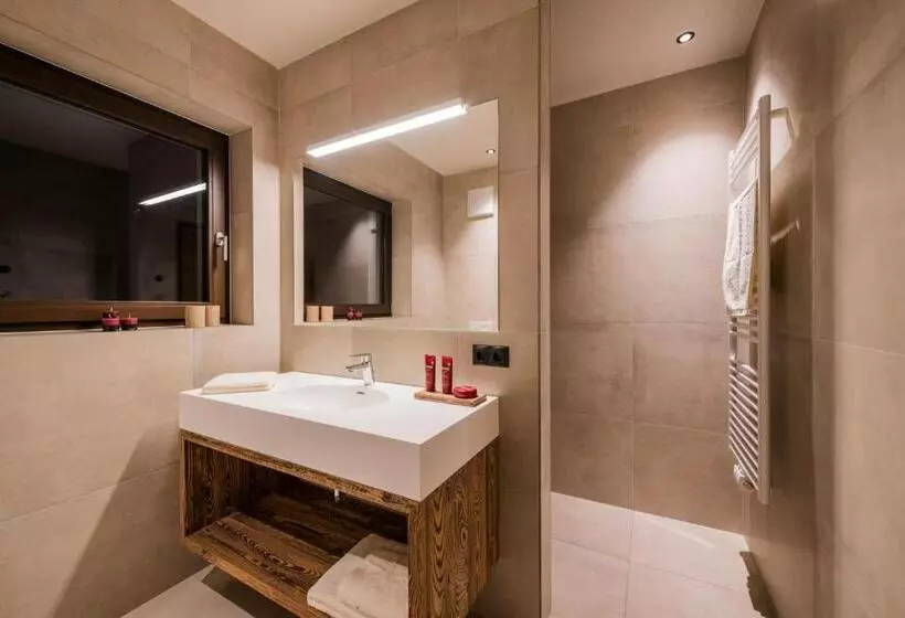 K1 Mountain Chalet Luxury Apartements