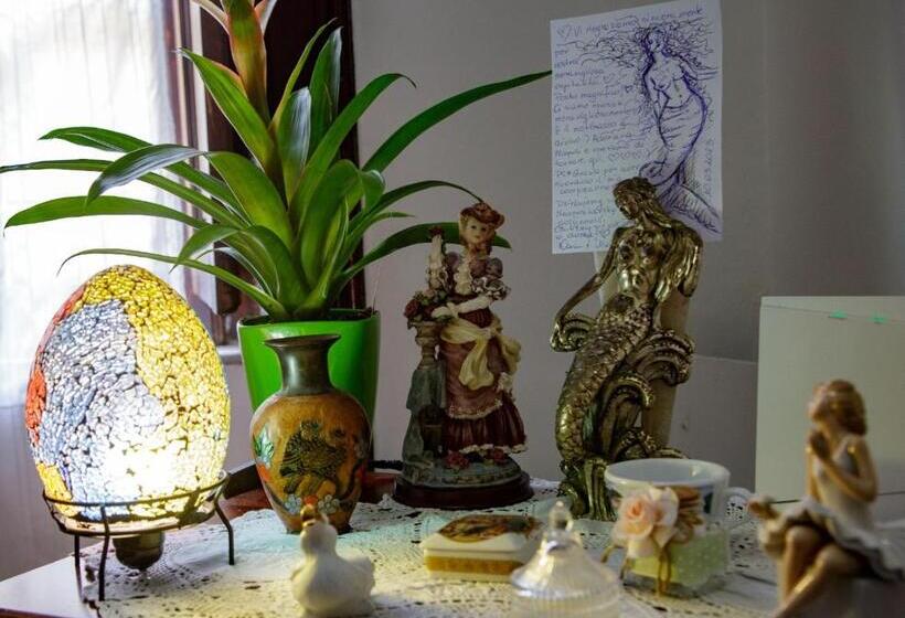 تختخواب و صبحانه Parthenope's Home