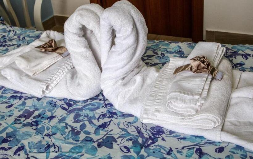 تختخواب و صبحانه Parthenope's Home