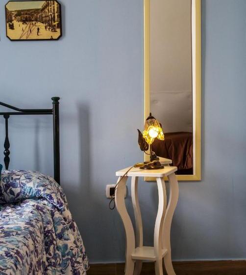 تختخواب و صبحانه Parthenope's Home