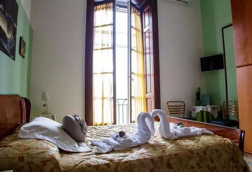 تختخواب و صبحانه Parthenope's Home