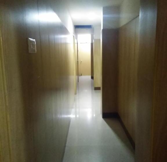 Hotel Sri Saraswathi Lodge