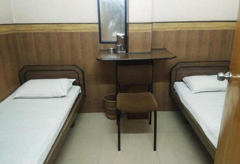 Hotel Sri Saraswathi Lodge