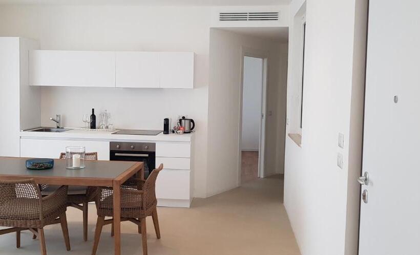 Iancu Charme Apartments