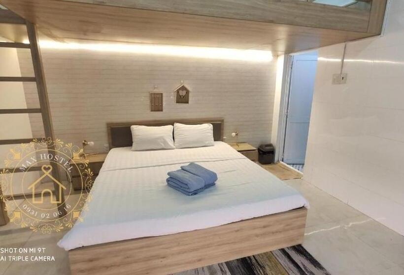 تختخواب و صبحانه Max Hostel