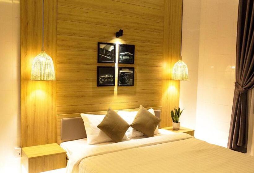 تختخواب و صبحانه Max Hostel